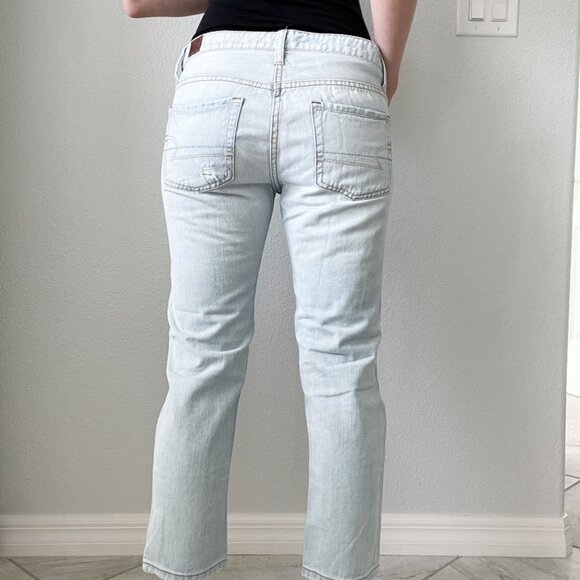 American Eagle Vintage Y2K Distressed Boyfriend Jeans – Size 2 - Picture 3 of 10